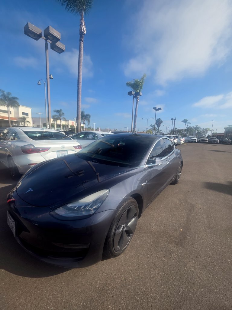 Used 2019 Tesla Model 3 RWD image 1
