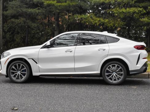 Used 2020 BMW X6 M50i w/ Executive Package AWD/4WD image 5