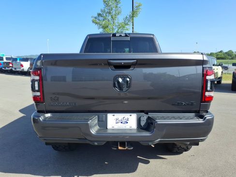 Used 2022 RAM 3500 Laramie w/ Night Edition AWD/4WD image 4
