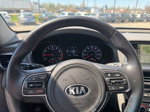 Used 2016 Kia Optima EX w/ Premium Package image 23