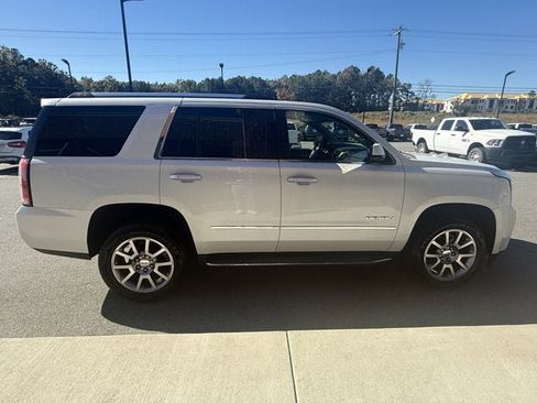Used 2019 GMC Yukon Denali image 7
