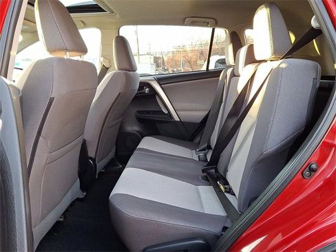 Used 2015 Toyota RAV4 XLE image 10