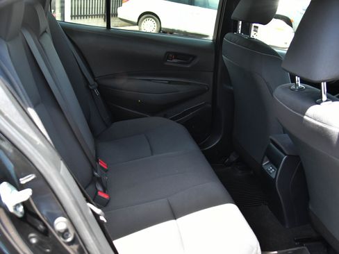 Used 2025 Toyota Corolla LE w/ Convenience Package FWD image 40