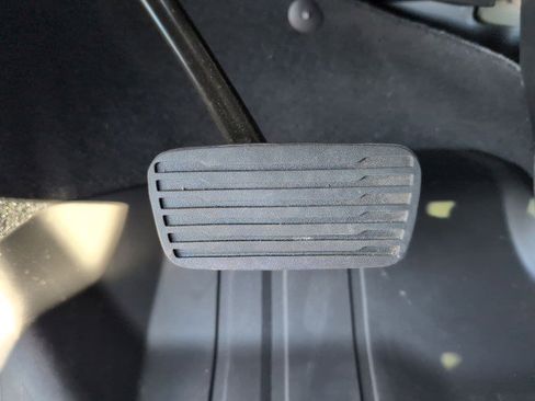 New 2025 Chevrolet Silverado EV RST AWD/4WD image 17