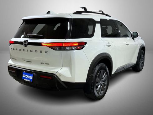 Used 2024 Nissan Pathfinder SV w/ Lighting Package (N92) AWD/4WD image 5