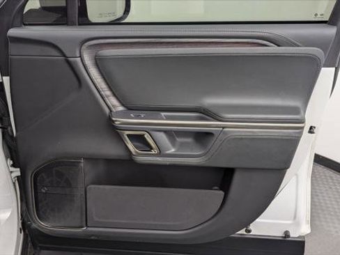 Used 2022 Rivian R1T Launch Edition image 21