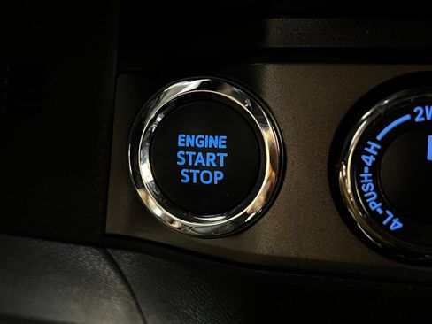 Used 2023 Toyota Tacoma TRD Sport AWD/4WD image 20