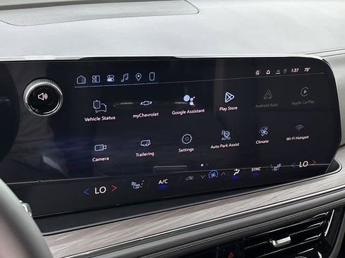 New 2026 Chevrolet Suburban LT w/ Comfort Package image 13