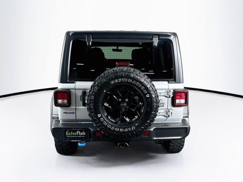 Used 2023 Jeep Wrangler Unlimited w/ 8.4" Radio Group AWD/4WD image 7