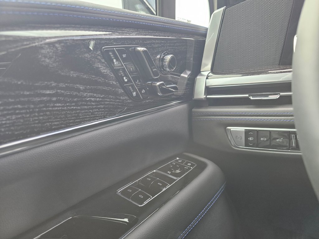New 2026 Cadillac Escalade IQ Luxury 1 w/ LPO, Floor Liner Package AWD/4WD image 35