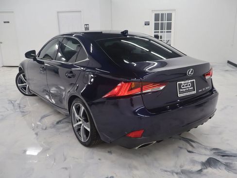 Used 2018 Lexus IS 300 AWD w/ Comfort Package image 5