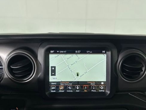 Used 2023 Jeep Wrangler Unlimited w/ Cold Weather Group image 22