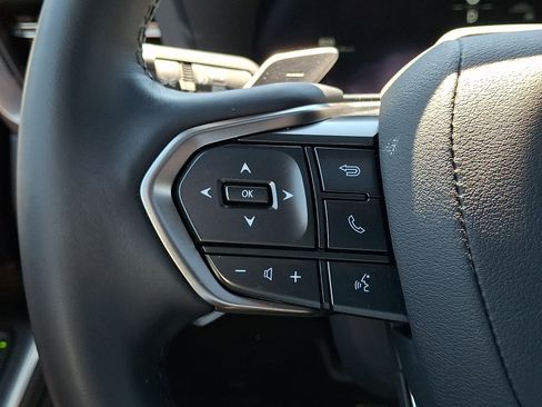 Used 2025 Lexus GX 550 w/ Accessory Package (2T) AWD/4WD image 22