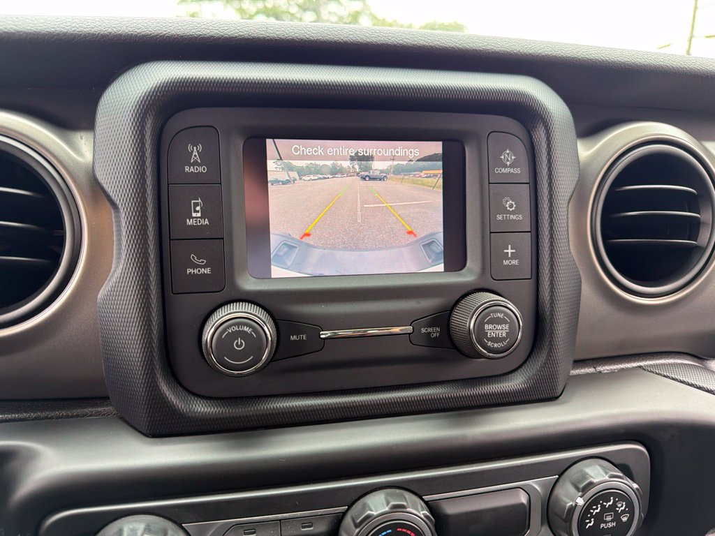 Used 2020 Jeep Gladiator Sport w/ Quick Order Package 23S AWD/4WD image 11