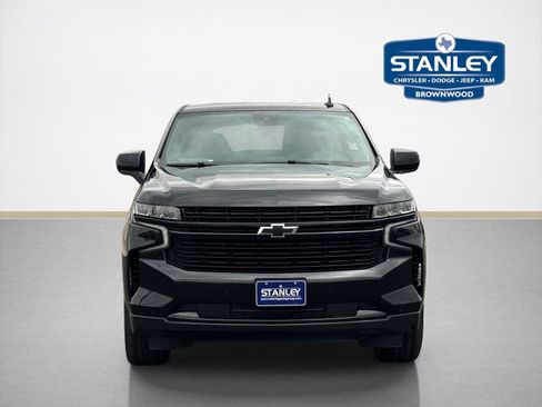 Used 2023 Chevrolet Suburban RST AWD/4WD image 2