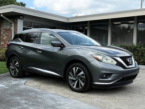 Used 2016 Nissan Murano Platinum w/ Platinum Technology Package FWD image 3