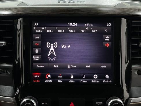 Used 2020 RAM 1500 Laramie image 24