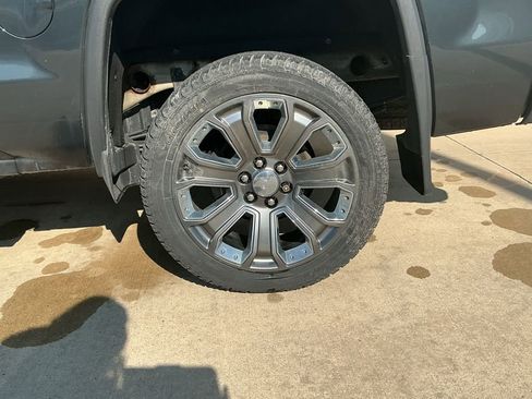 Used 2018 GMC Sierra 1500 Denali w/ Denali Ultimate Package image 6