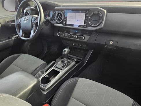 Used 2021 Toyota Tacoma TRD Off-Road image 26