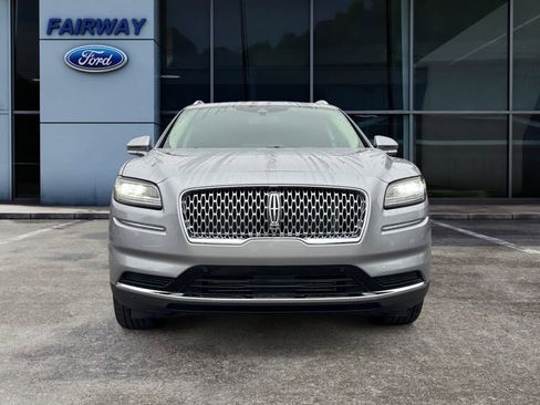 Used 2023 Lincoln Nautilus Reserve image 3