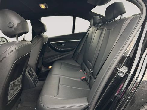 Used 2018 BMW 330i xDrive Sedan AWD/4WD image 13