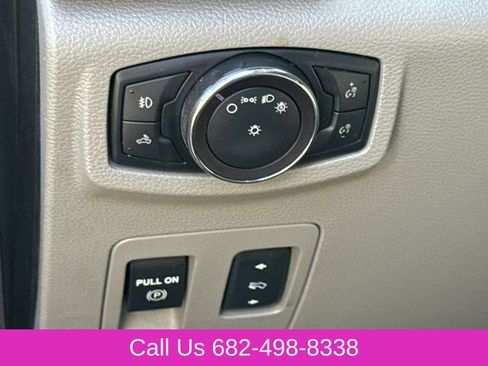 Used 2018 Ford F150 XLT w/ Equipment Group 302A Luxury AWD/4WD image 18