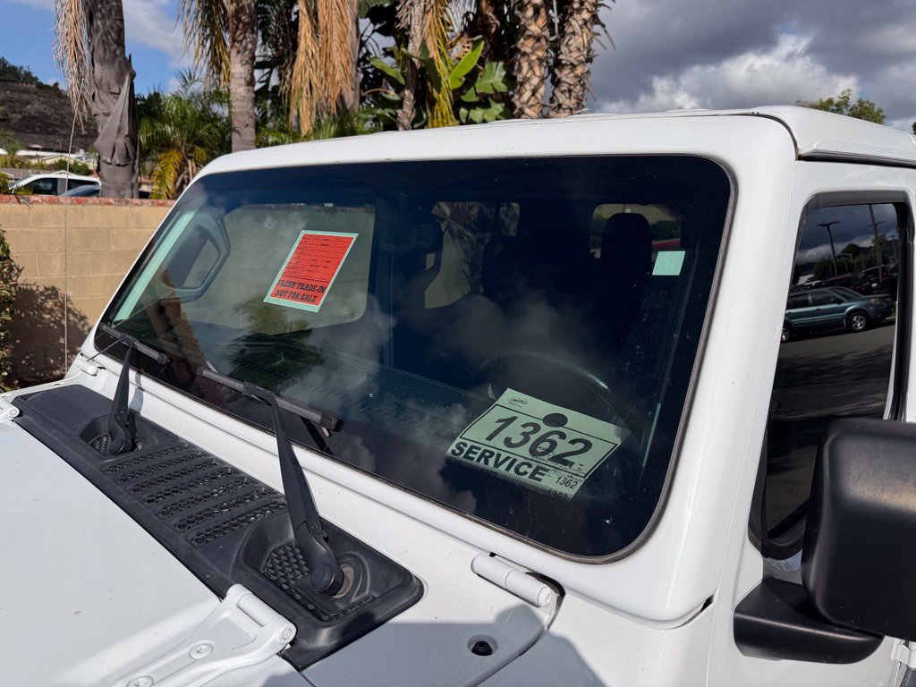 Used 2021 Jeep Gladiator Overland w/ Popular Equipment Package AWD/4WD image 9