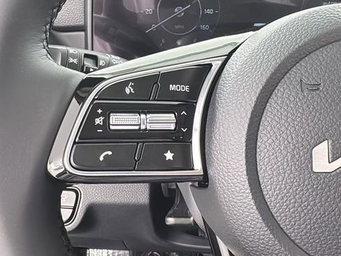 New 2026 Kia Seltos EX image 22