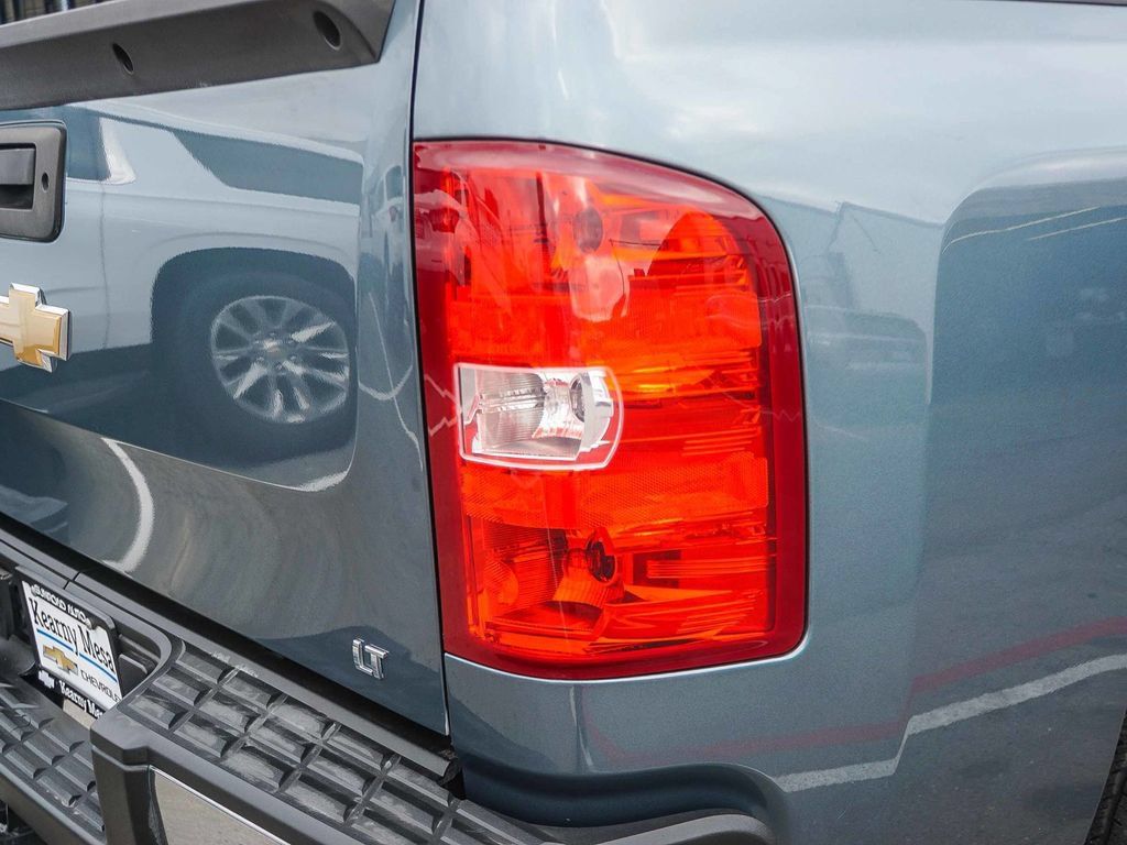 Used 2013 Chevrolet Silverado 1500 LT w/ All-Star Edition RWD image 7