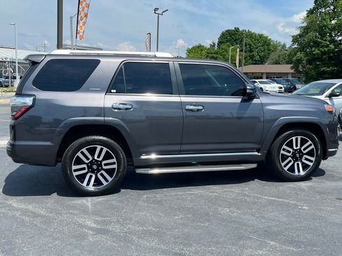 Used 2022 Toyota 4Runner Limited RWD image 8