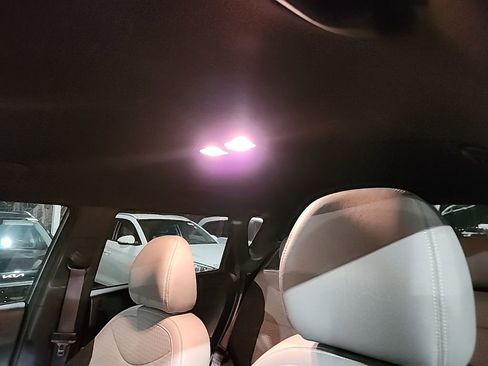 Certified 2016 Kia Soul + image 11