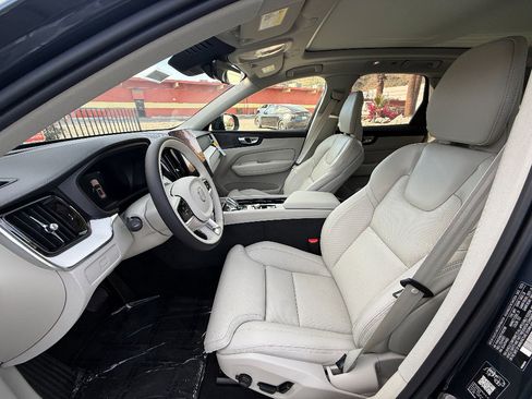 New 2026 Volvo XC60 B5 Ultra w/ Protection Package Premier image 10