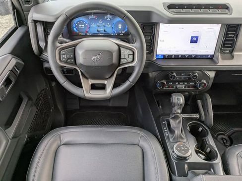 New 2026 Ford Bronco Badlands image 16