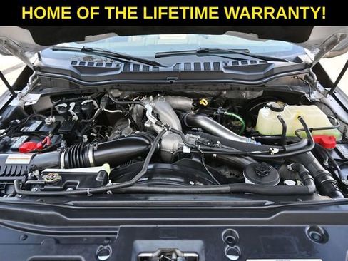 Used 2022 Ford F350 Platinum w/ FX4 Off-Road Package AWD/4WD image 98