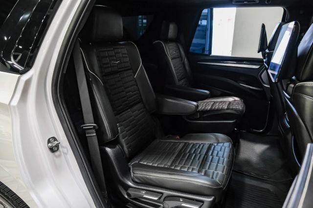 Used 2025 Cadillac Escalade V w/ LPO, Floor Liner Package AWD/4WD image 32