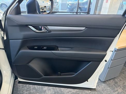 New 2025 MAZDA CX-5 AWD 2.5 S w/ Preferred Package image 23