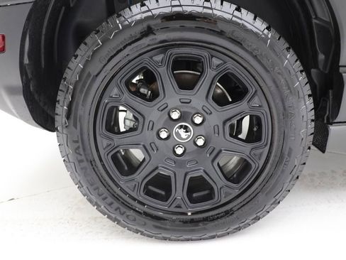 Used 2025 Ford Bronco Sport Badlands image 10