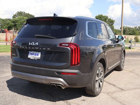Certified 2022 Kia Telluride EX w/ EX Premium Package AWD/4WD image 7