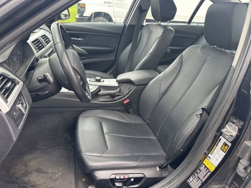 Used 2013 BMW 328i xDrive Sedan AWD/4WD image 16