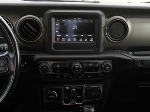 Used 2021 Jeep Gladiator Sport AWD/4WD image 13