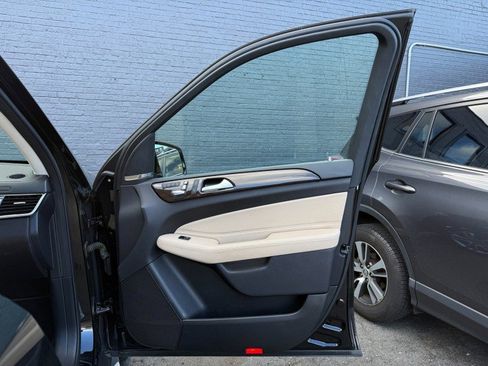 Used 2019 Mercedes-Benz GLS 450 4MATIC image 14