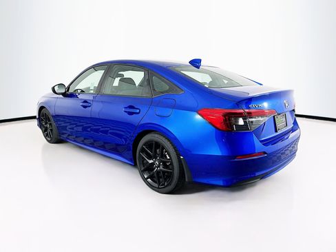 Used 2023 Honda Civic Sport image 5