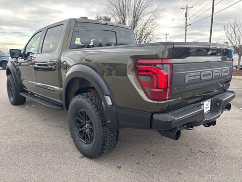 Used 2022 Ford Explorer Limited w/ Equipment Group 301A image 5