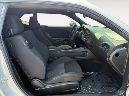 Used 2019 Dodge Challenger R/T Scat Pack RWD image 19