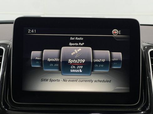 Used 2017 Mercedes-Benz GLS 450 4MATIC image 25