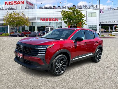 New 2026 Nissan Kicks SR w/ SR Premium Package FWD image 1