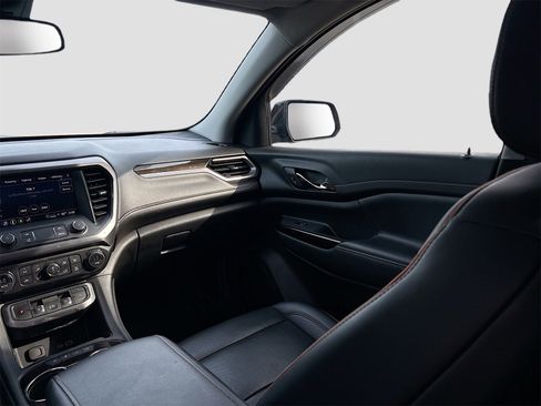 Used 2023 GMC Acadia AT4 w/ Technology Package image 24