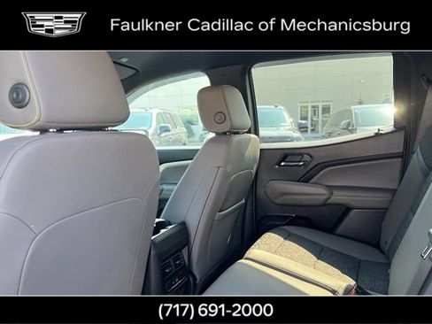Used 2024 Chevrolet Colorado ZR2 w/ Technology Package AWD/4WD image 19