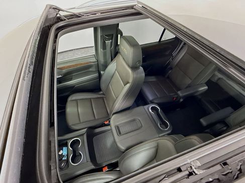 Used 2024 Chevrolet Tahoe High Country image 14