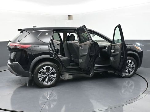 Used 2023 Nissan Rogue SV image 46